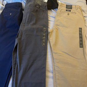 3 Pairs of Mens Pants! 32x30 NWT!